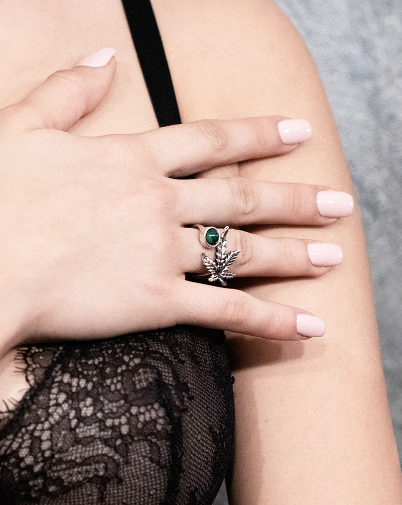 Anello Thea Leaf con Malachite